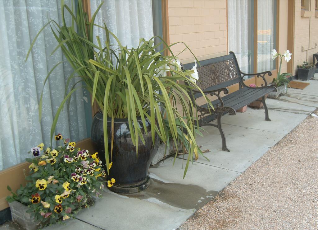 Travellers Rest Motel Bairnsdale Eksteriør billede